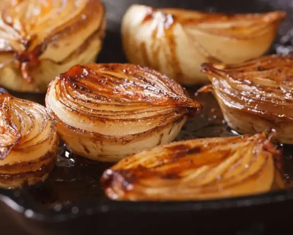 Cipolle caramellate bimby, dorate e succulente, pronte per un sapore indimenticabile.